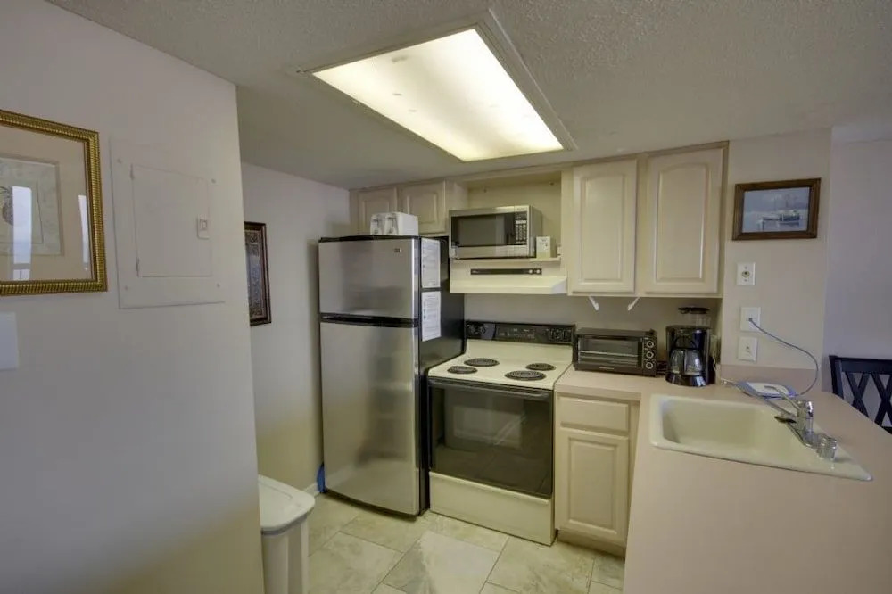Sea Watch 1302 - 3 Br Condo