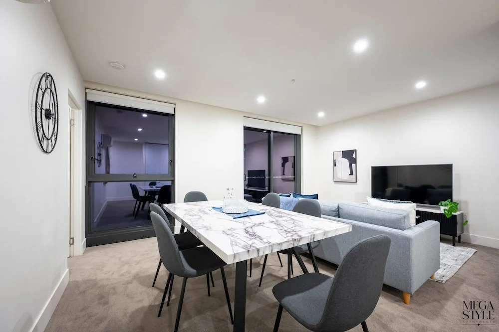Mega Style Apartments Vision