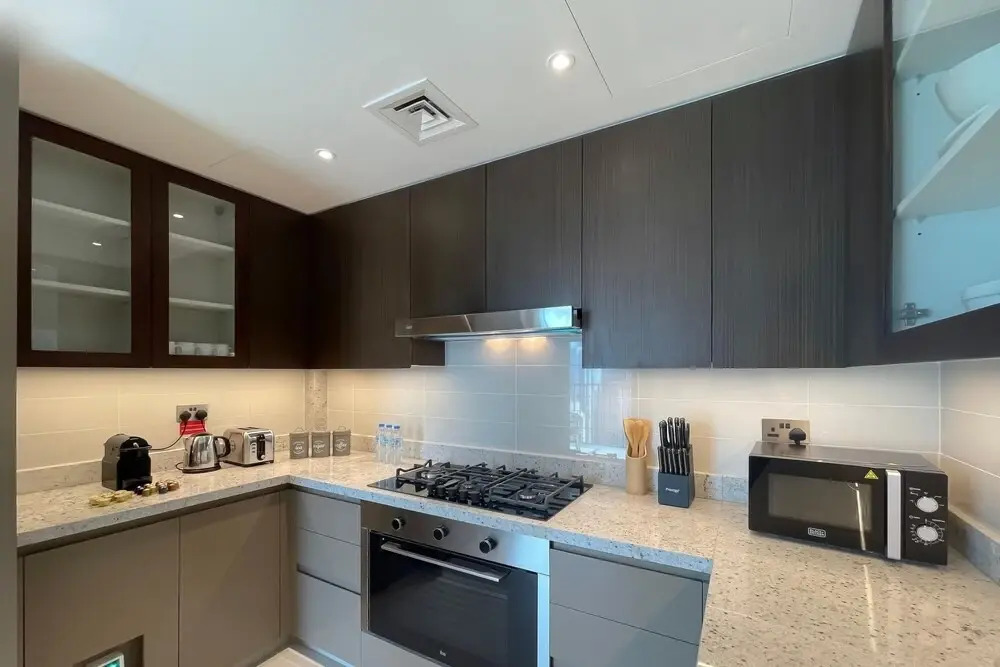 Hyp-lux 4BR Apt With Burj Khalifa View