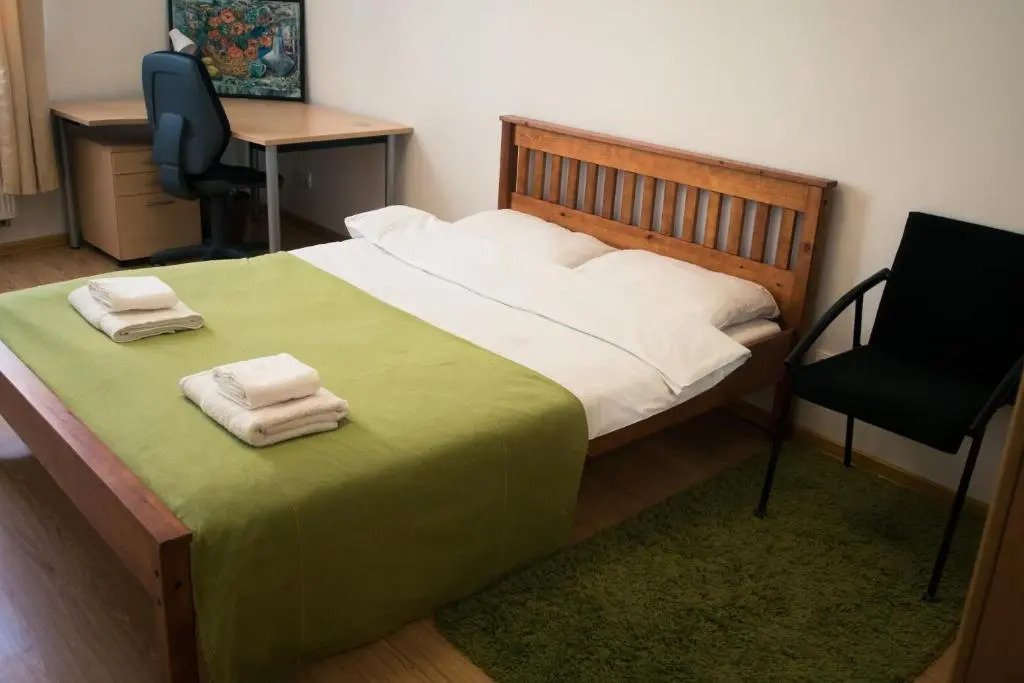 Town Hall 3 Bedroom Apartment