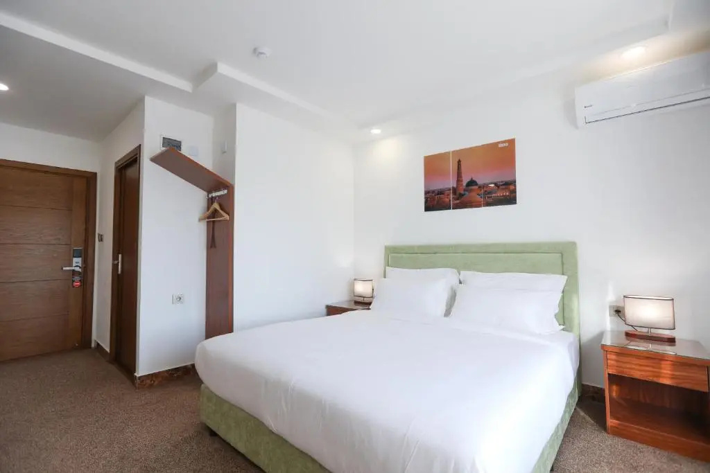 Sunrise Hotel