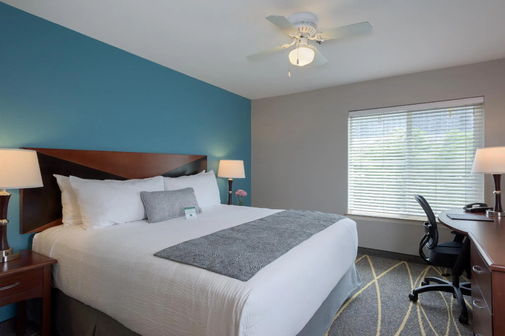 Belltown Inn