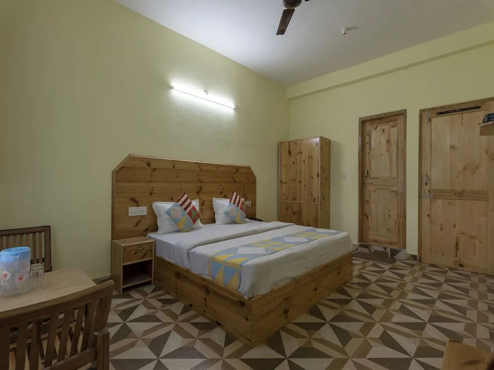 OYO 17400 Home River View Stay 18 Mile
