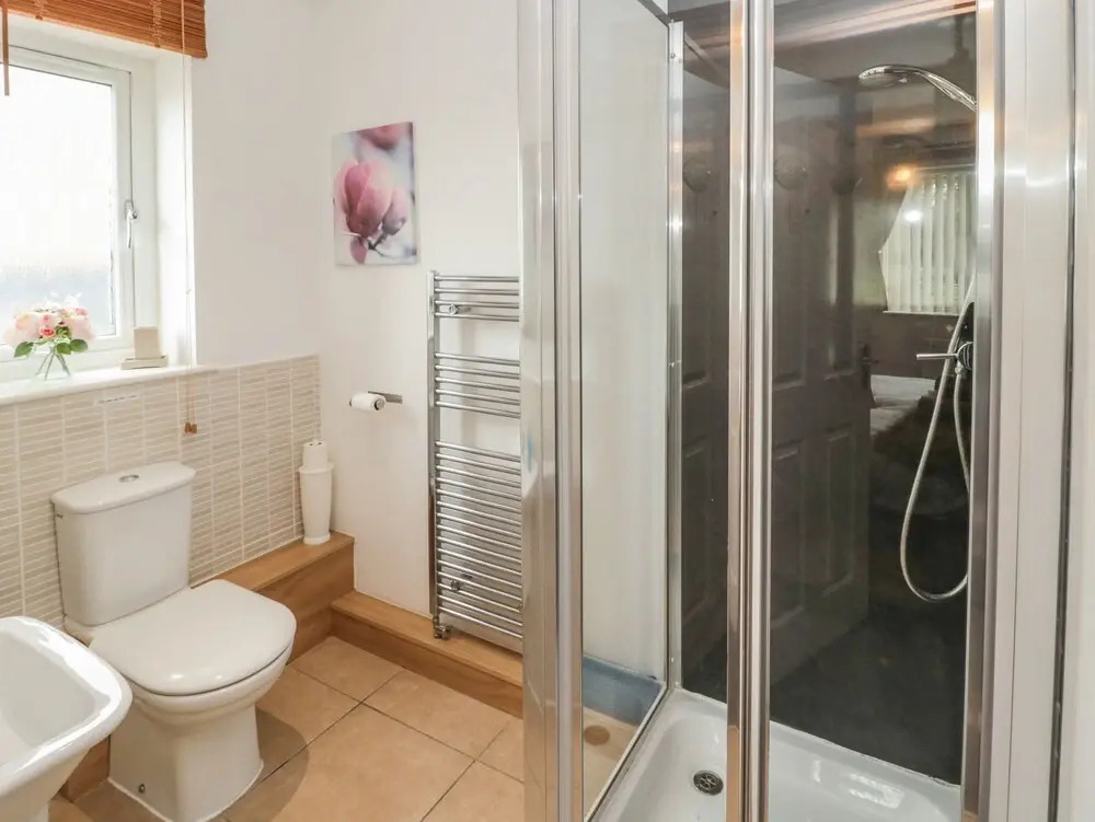 Waters Edge Holiday Home