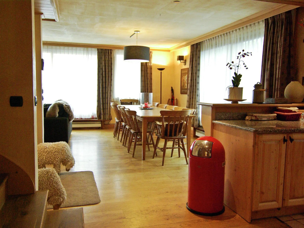 Very comfortable apartment only 250 meters from the ski lifts