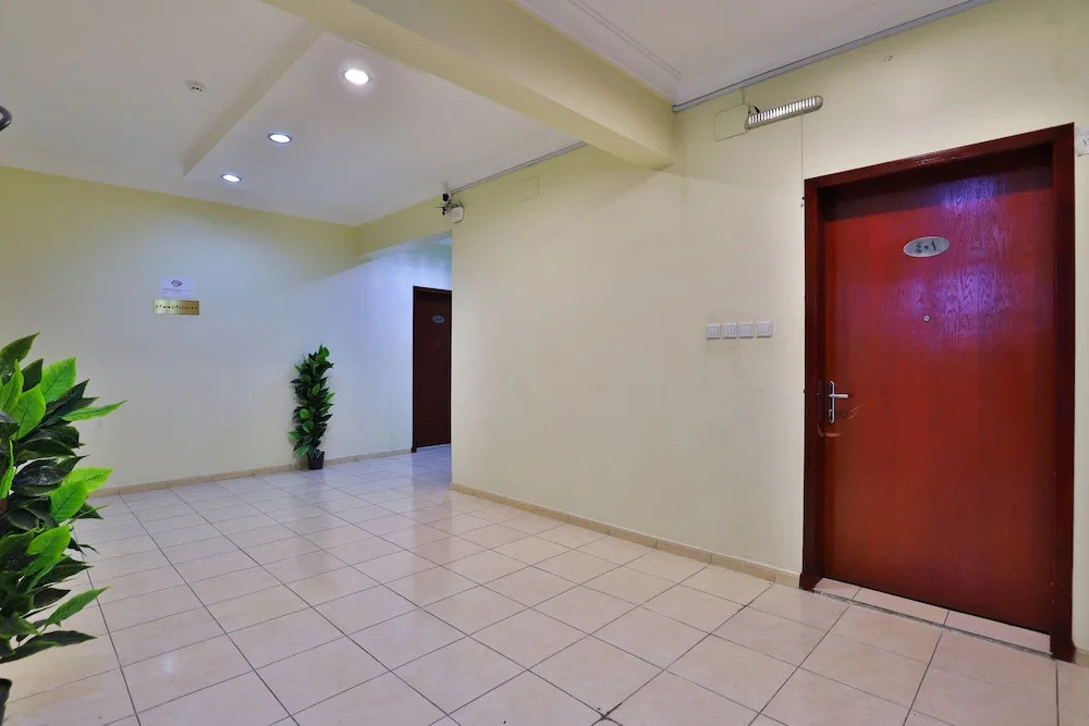 OYO 390 Rawaat Al Shahad Apt Hotel