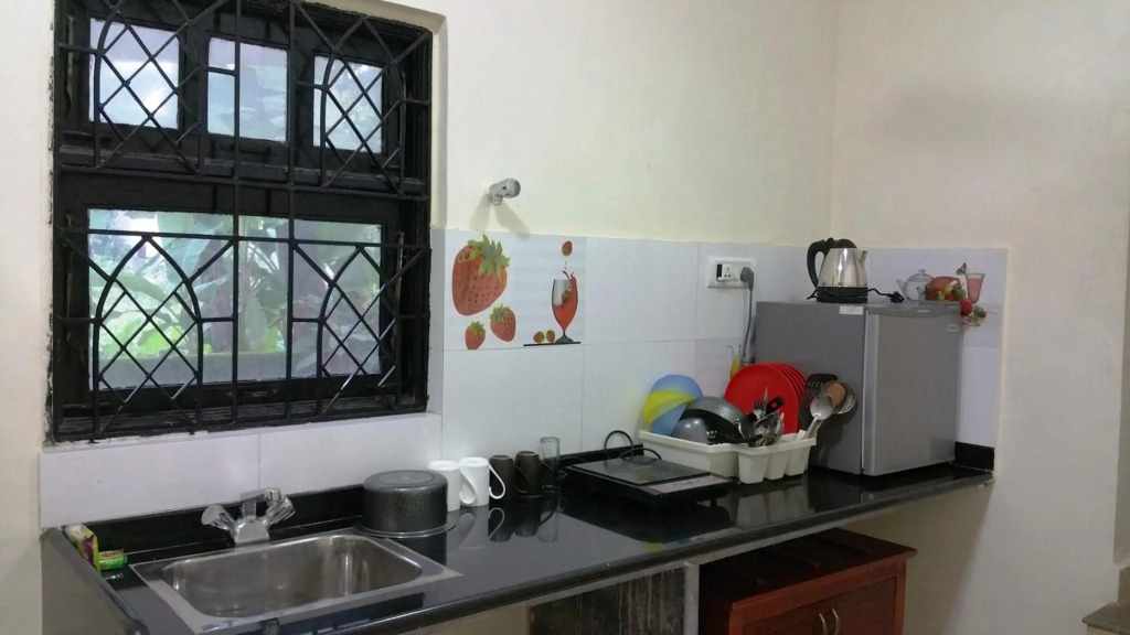 CANDOLIM BEACH VILLA # 3BHK # POOL # KITCHEN # 300Mts to Beach by GR stays