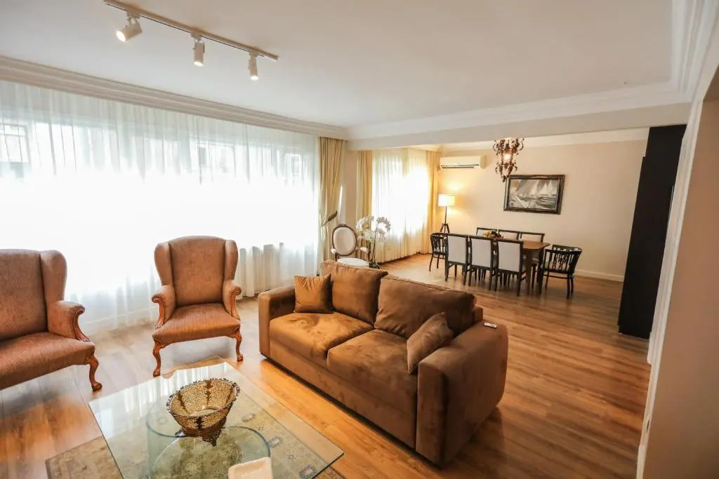Fargo 4 Luxury Apartment