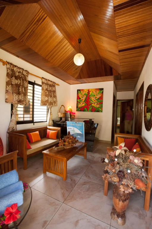 Etoile Labrine Guest House