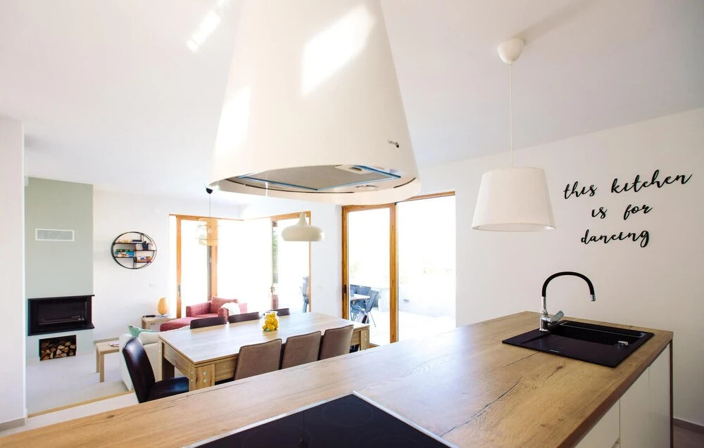 Beautiful Home In Turanj