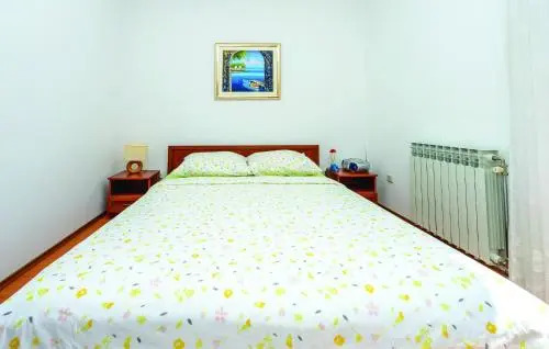 Awesome Home In Zaton Veliki