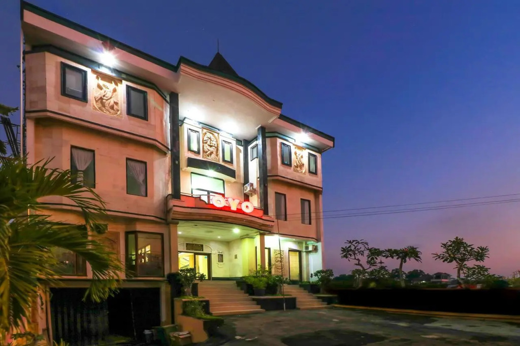 Oyo 1054 Bayak Bali Hotel