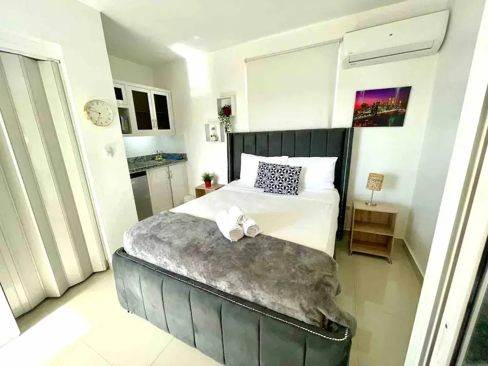 Room-sunset Place Private Room Private B