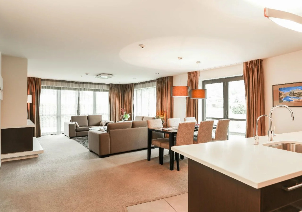 Village Lake Luxury Apartments