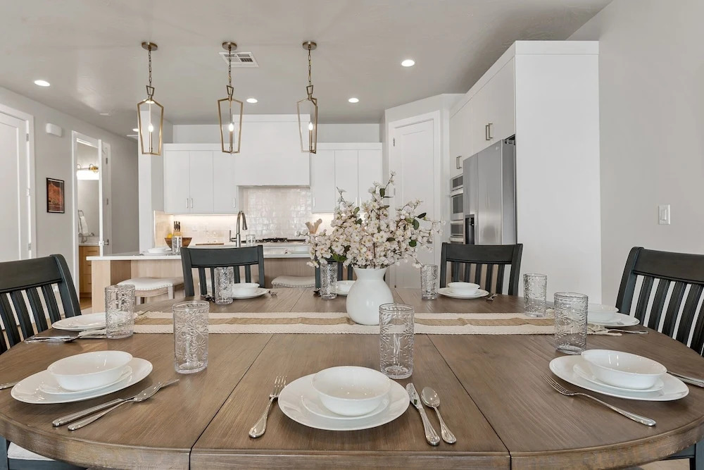 Desert Family Fun 4 Bedroom Townhouse