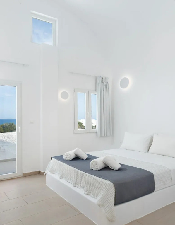 Отель Voca Hotel & Suites