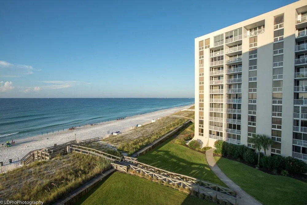 Shoreline Towers 1063 2 Bedroom Condo by RedAwning