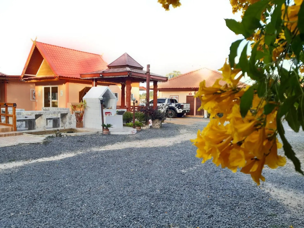 Vimanmek Resort
