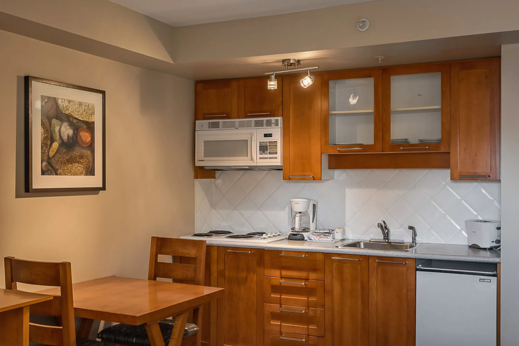 Whistler Peak Lodge