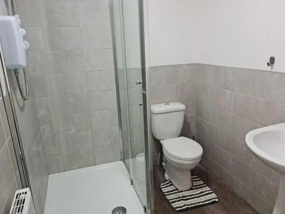 Impeccable 4-bed House Near Manchester City Centre