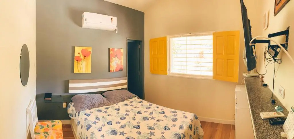 Casa agradável, próxima a praia e ao centro.