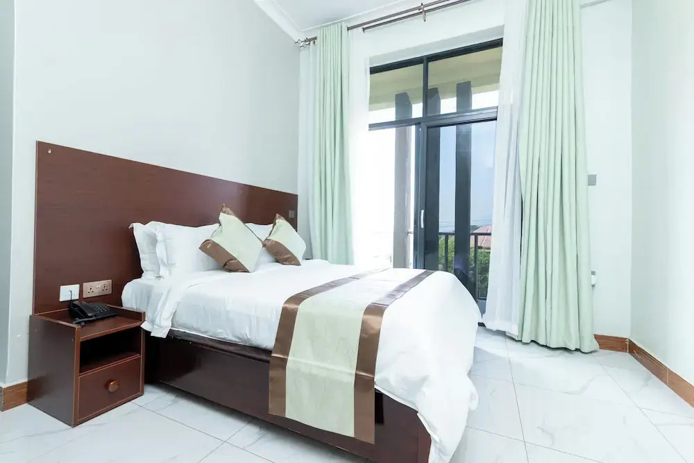 Ngabu Hotel