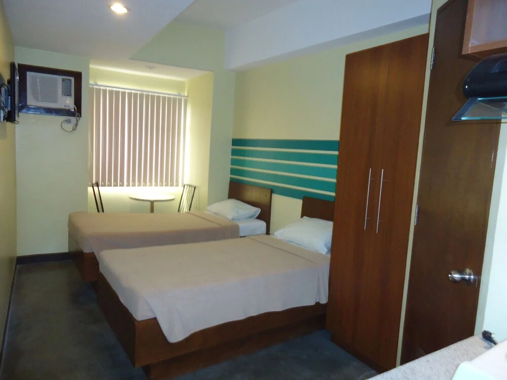 Fely Ann Residences
