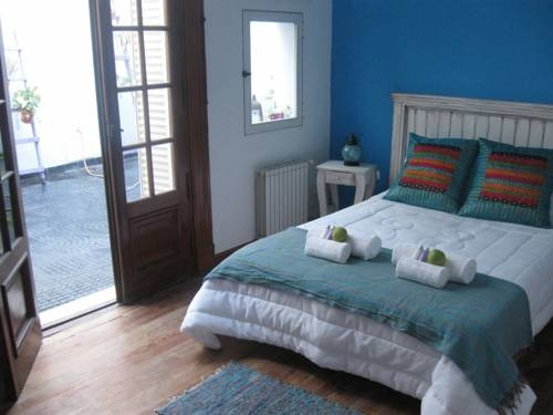 Reyna Violeta Bed & Breakfast