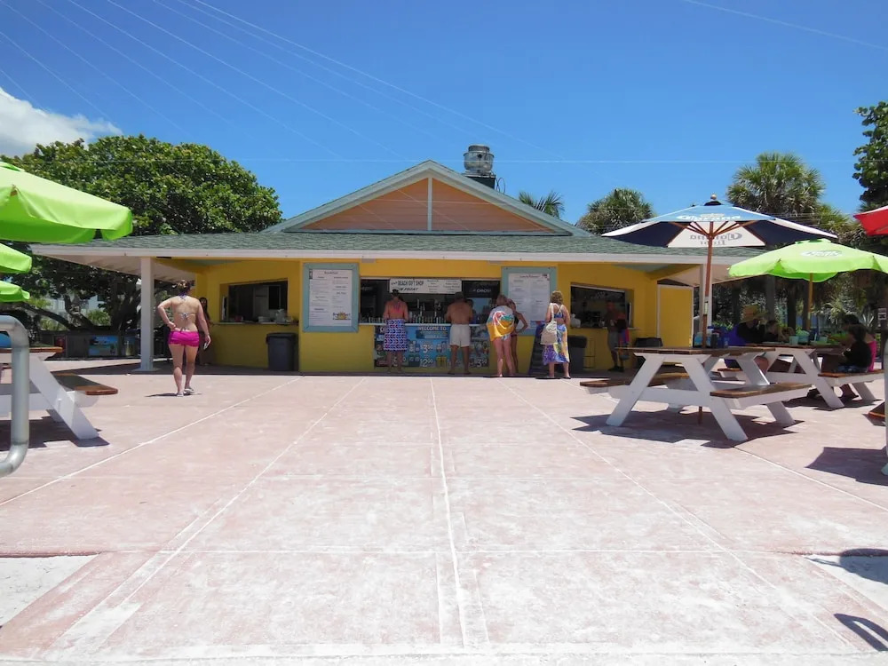 Key West Style Beachtown Estate by TechTravel