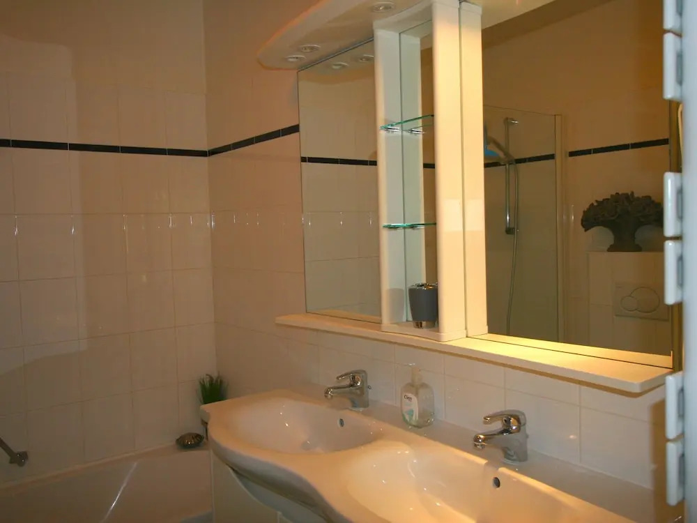 Inviting Apartment in South of France Near the Sea