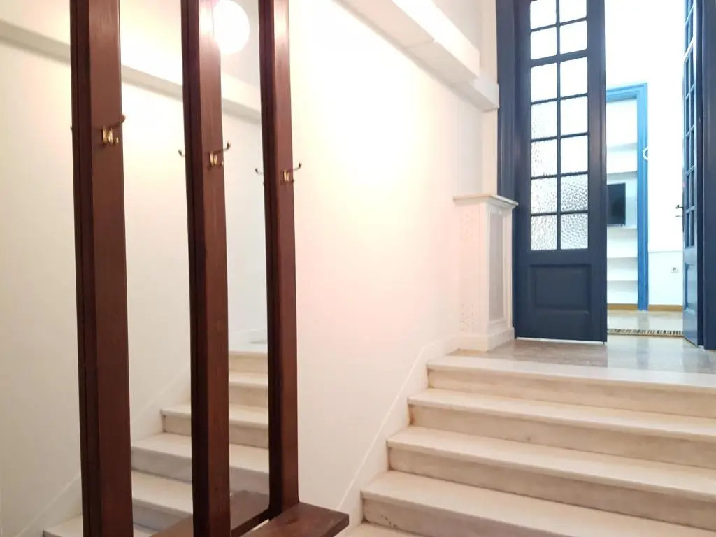 Errathens Aegean Apartment - Athens Center, 5 BD, 2 BATH