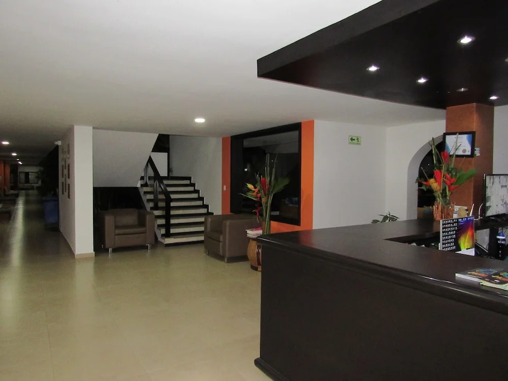 Hotel Yalconia