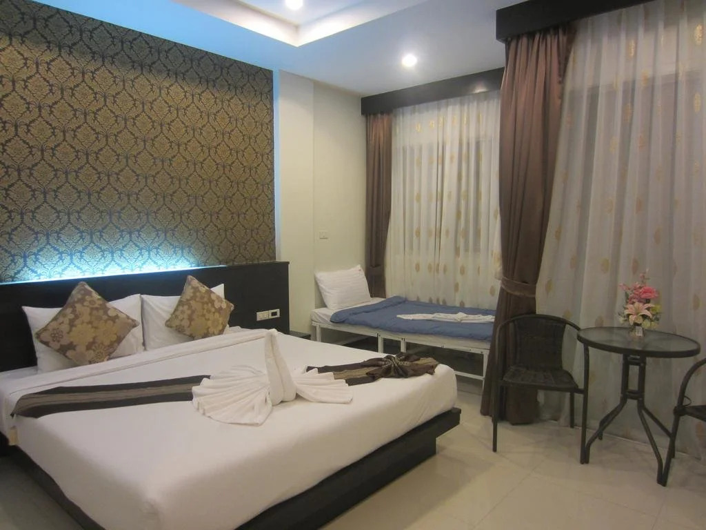 Ninas Hotel