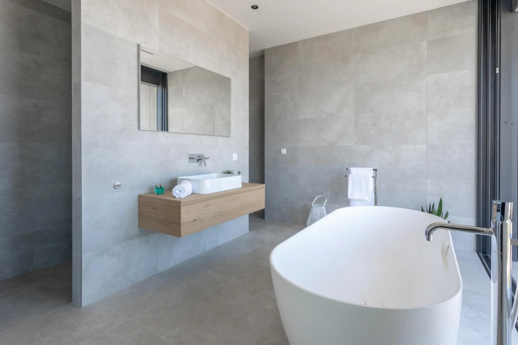 Loft Hvar in Hvar with 3 bedrooms and 1 bathrooms