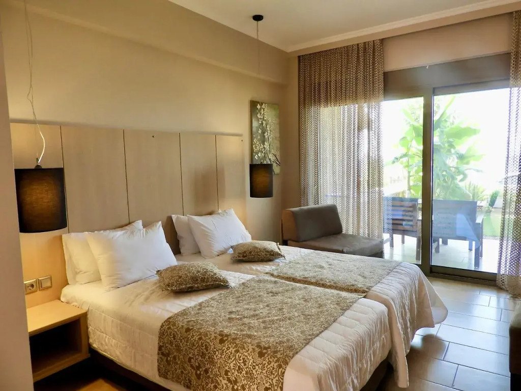 Royalty Suites