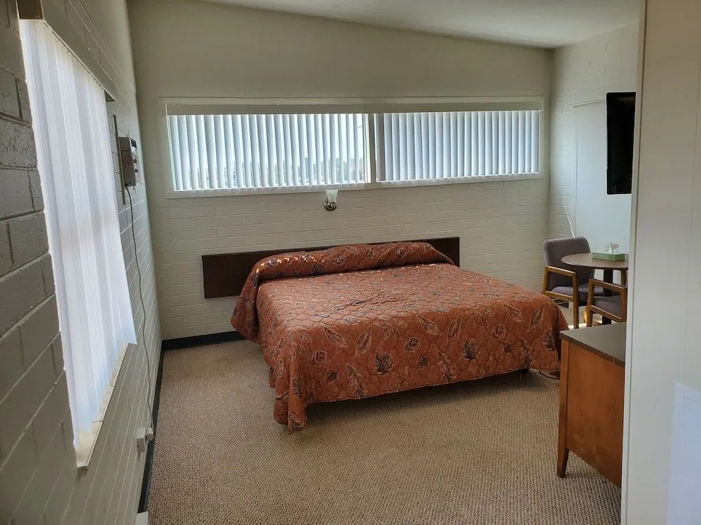 Fleetwood Motel
