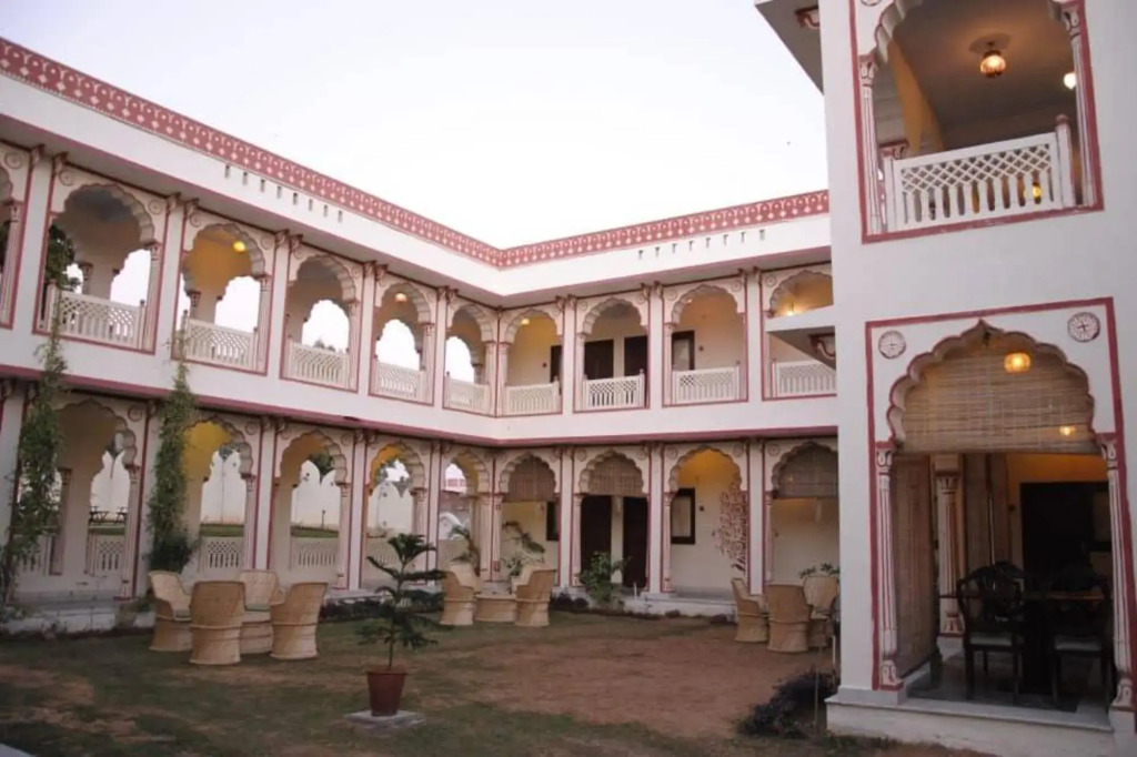 WelcomHeritage Hotel Sirsi Haveli
