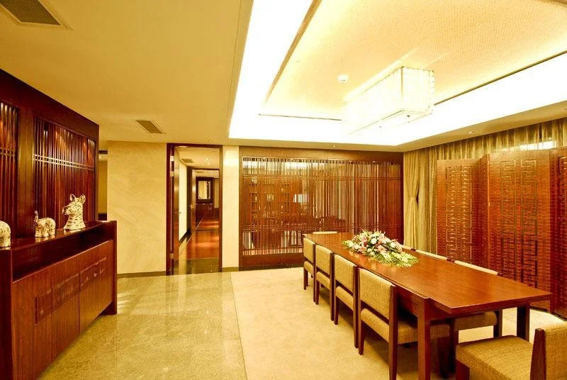 Xian Banpo Lake Hotel