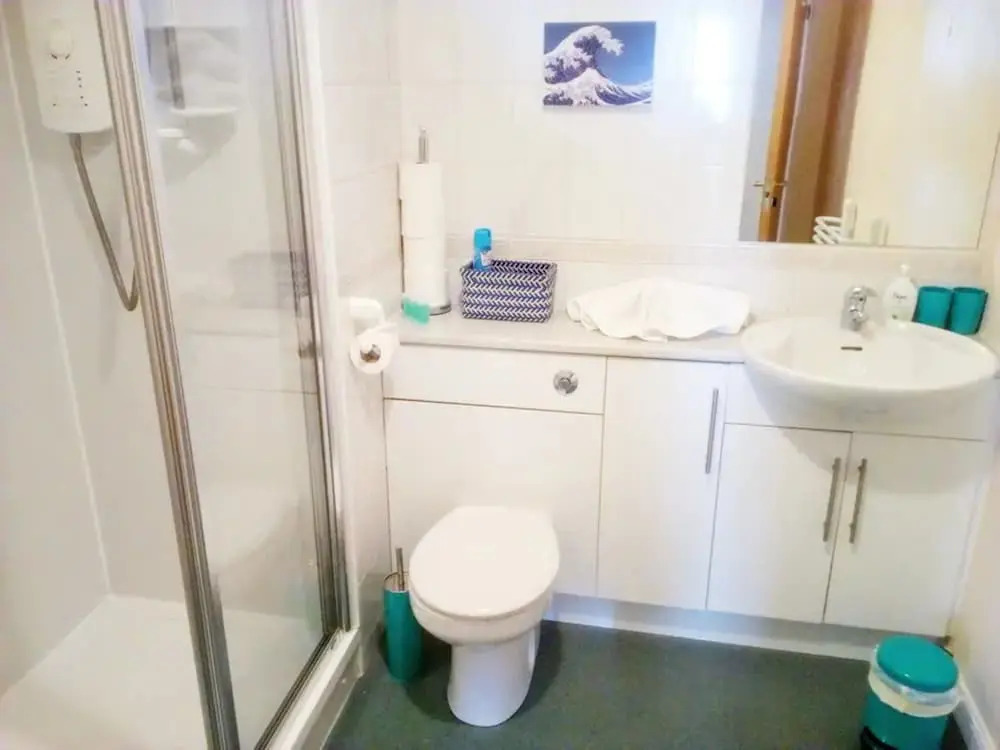 2 Bedroom Flat Near Holyrood Park Sleeps 4