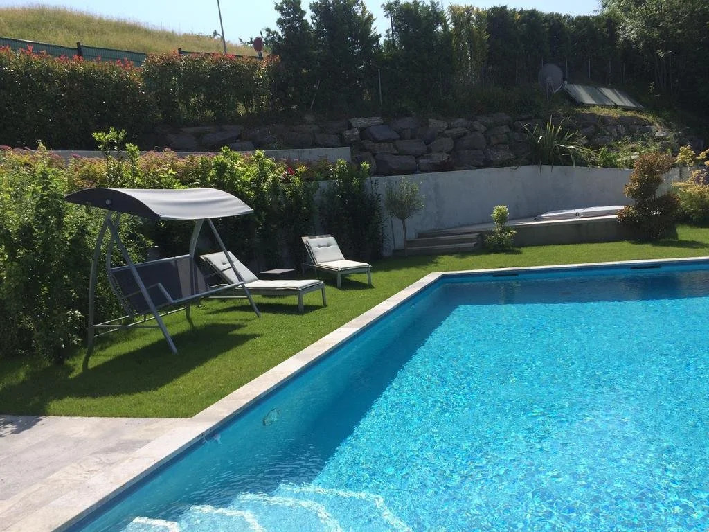 Lake View B&B