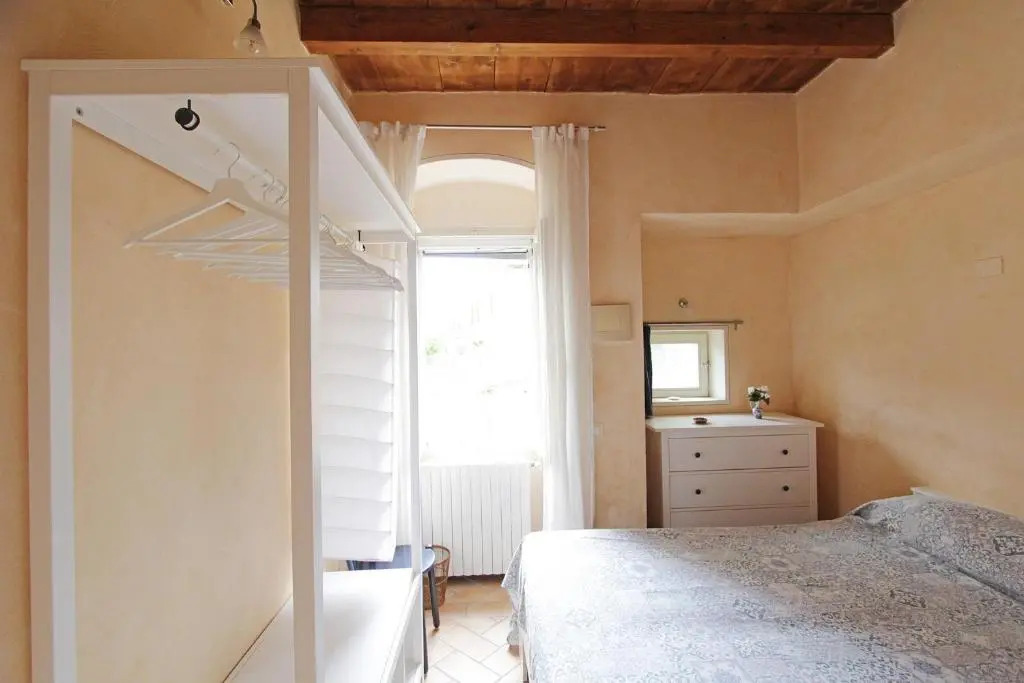 Casa Marsilva - holiday apartment in old town centre, near the lake