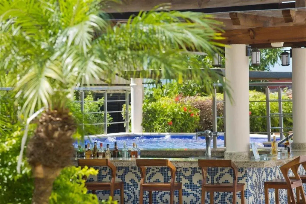 Crown Paradise Golden All Inclusive Resort