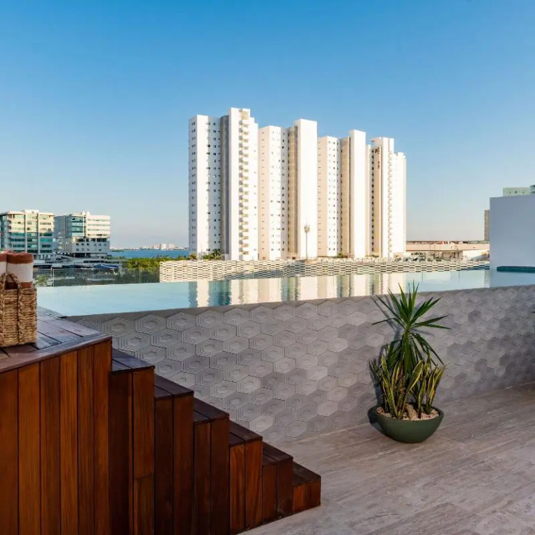 Torre Sofia Cancun