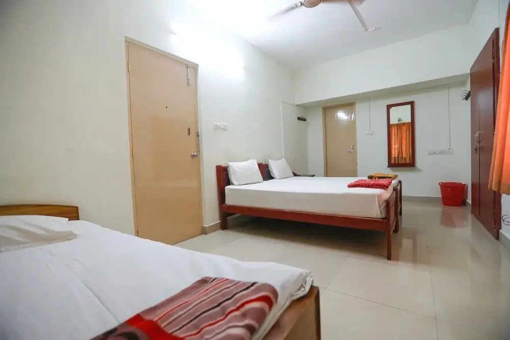 ULO Saicharan Comfort Inn