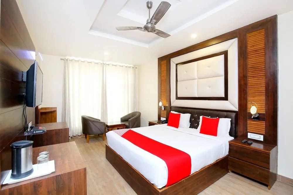 Oyo 40111 Hotel North Inn