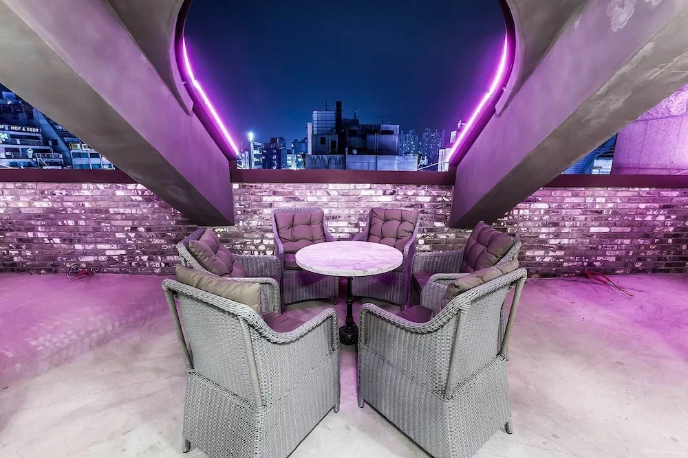 Kayla Hotel
