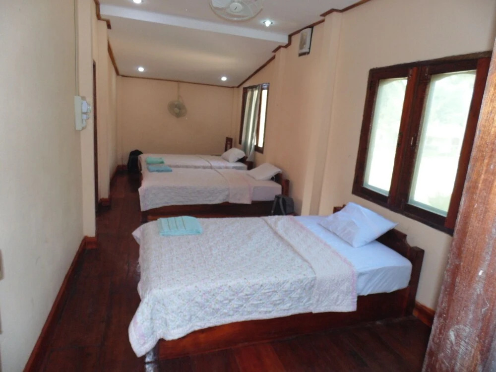 Saynambak Riverside Guest House