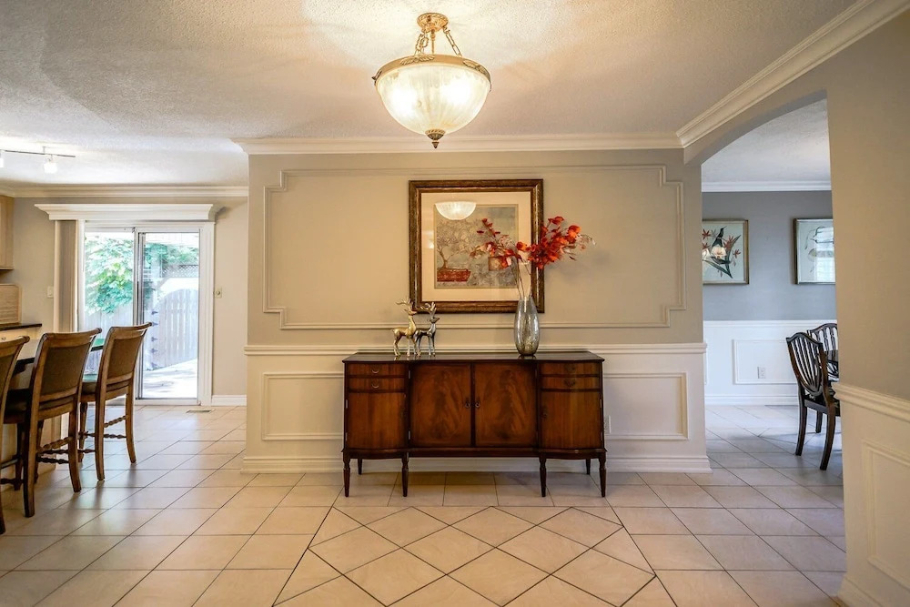 Niagara Falls Lakeview house