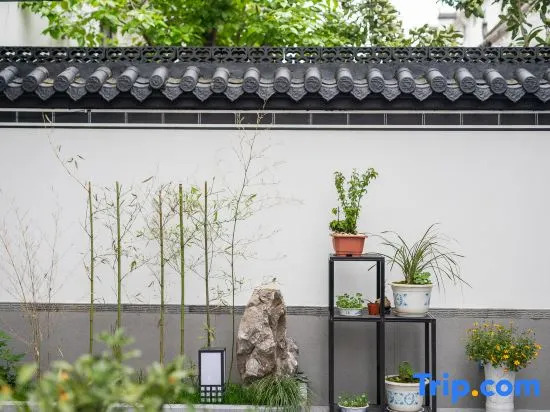 Camellia Diary Villa Holiday Meisu (Wuyuan Bus Station Huaxing Plaza Branch)