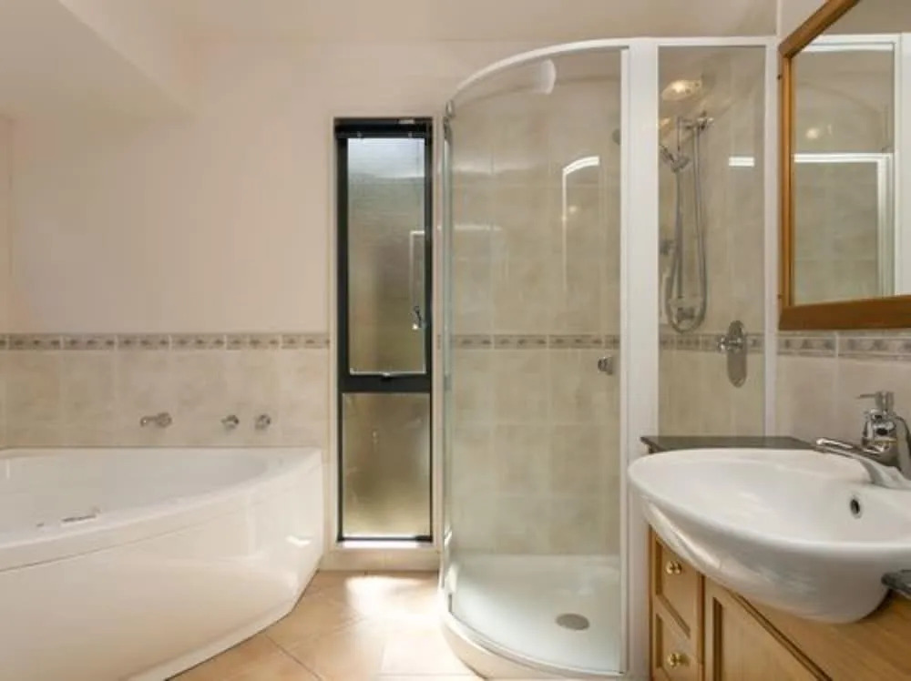 B & B with Stunning Views